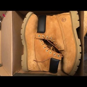 Timberland 6 inch boots